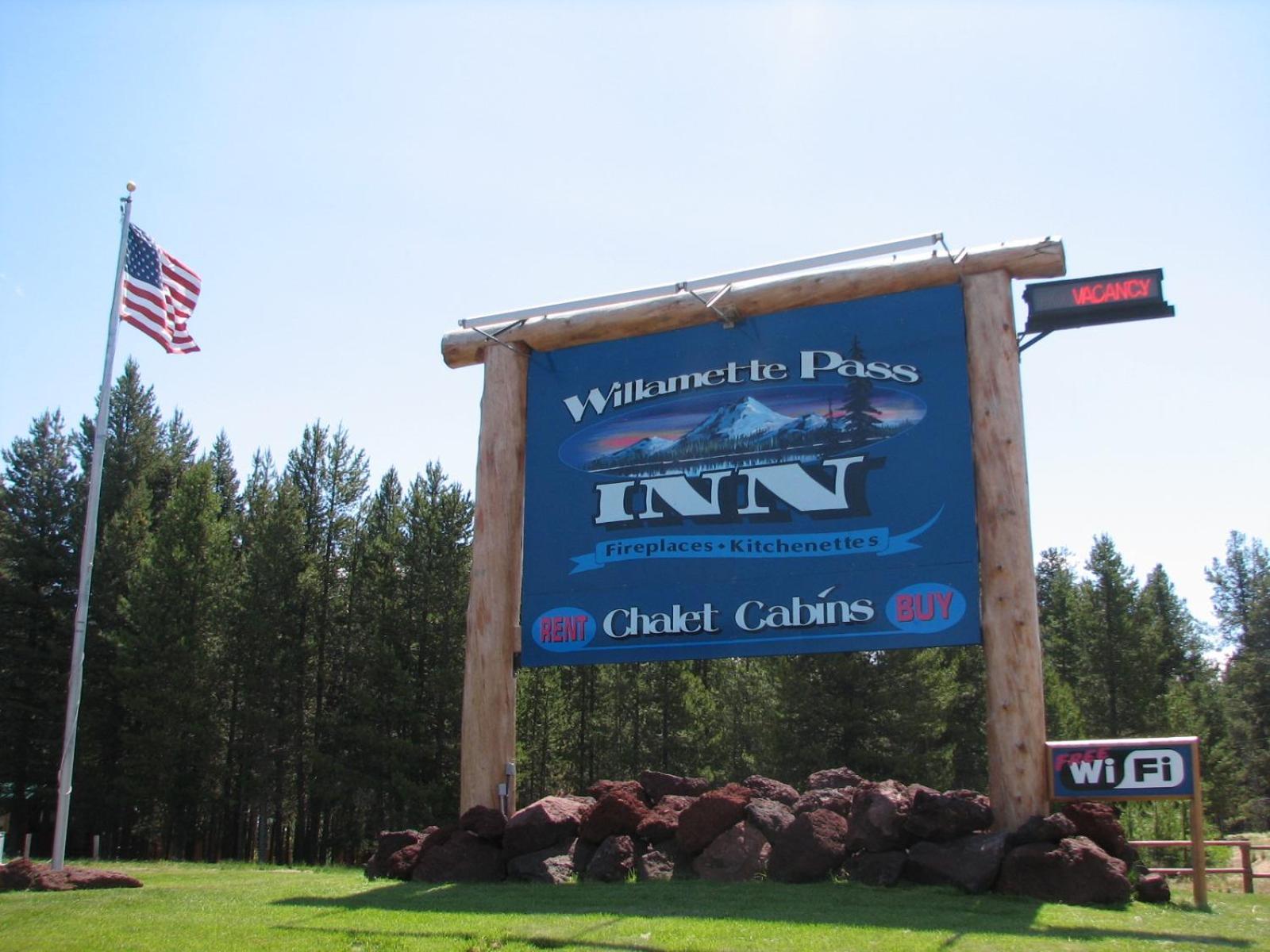 Willamette Pass Inn & Chalets Odell Lake Bagian luar foto