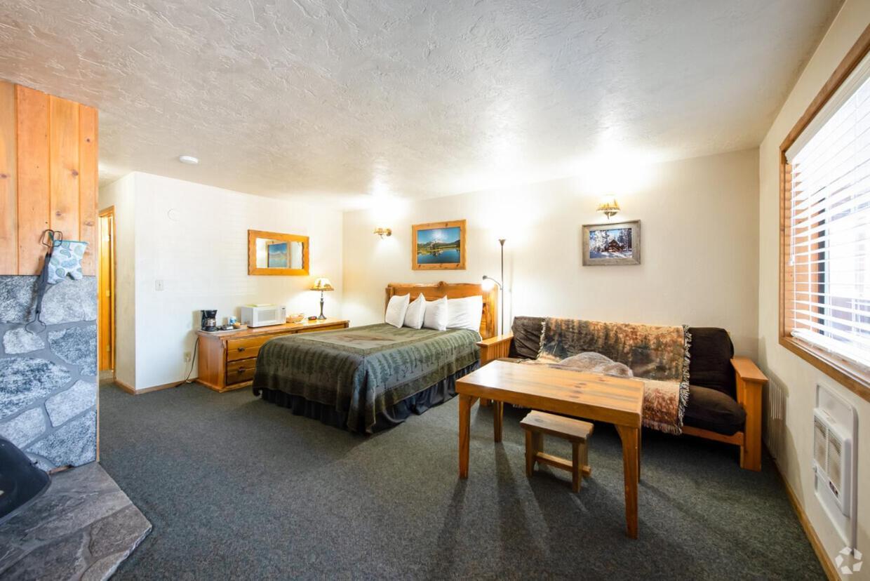 Willamette Pass Inn & Chalets Odell Lake Bagian luar foto